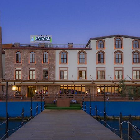 Bacacan Otel Ayvalı Esterno foto