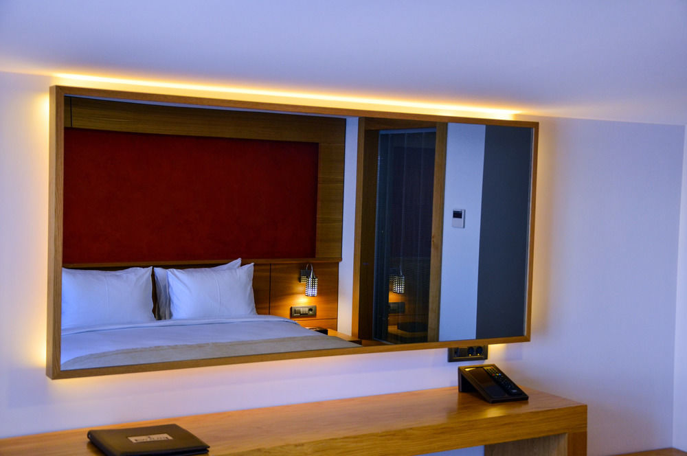 Bacacan Otel Ayvalı Esterno foto