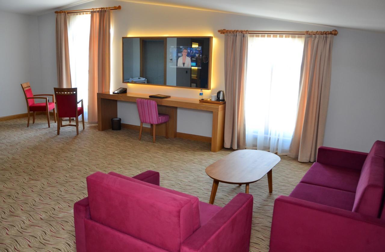 Bacacan Otel Ayvalı Esterno foto