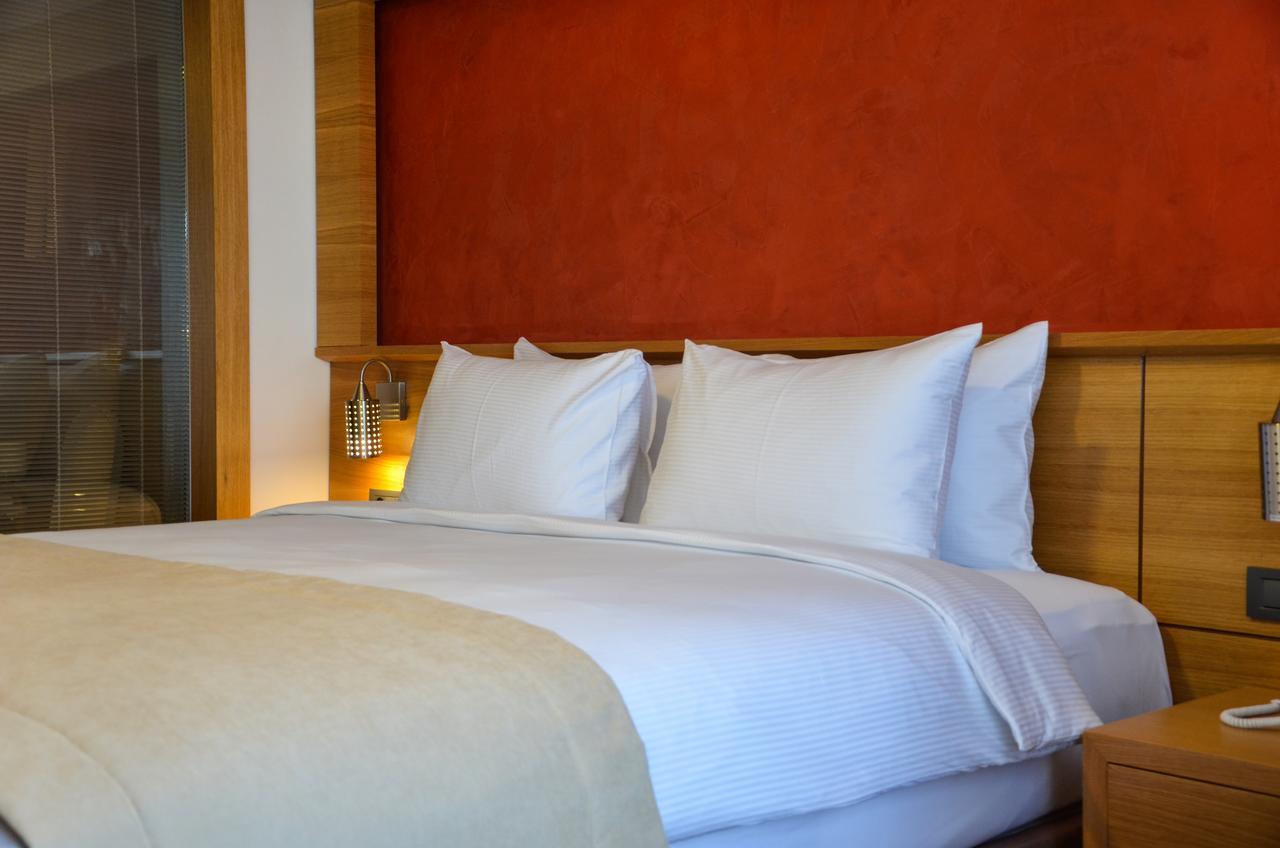 Bacacan Otel Ayvalı Esterno foto