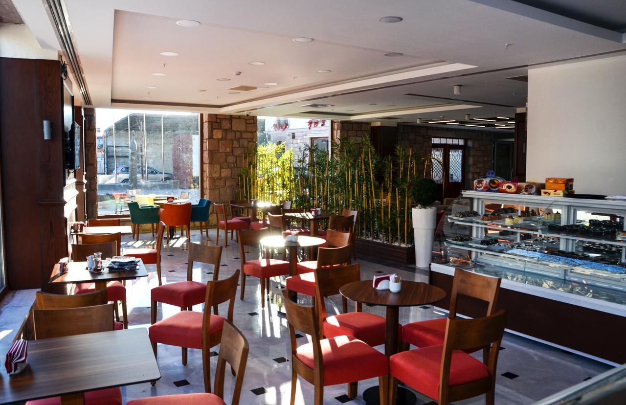 Bacacan Otel Ayvalı Esterno foto