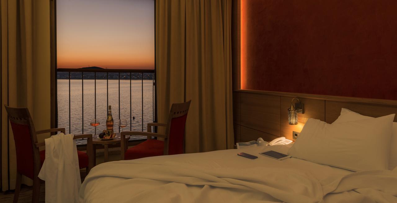Bacacan Otel Ayvalı Esterno foto